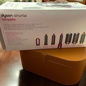Dyson Air Wrap